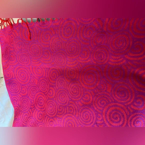 Pashmina Scarf in Fuchsia Pattern - Picture 10 of 11